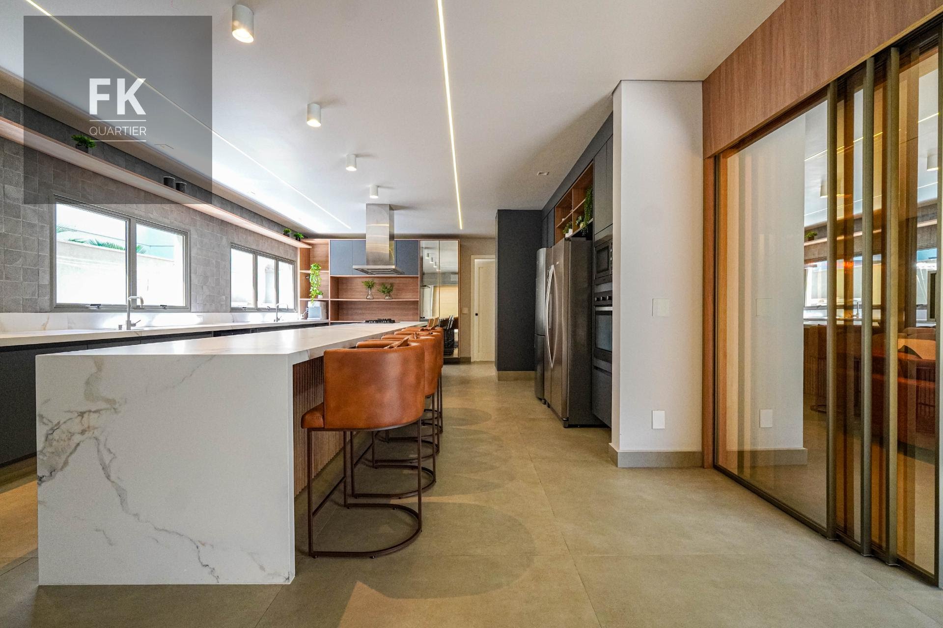 Casa à venda com 4 quartos, 4 suítes, 4 vagas e 516m² no Alphaville Residencial Dois, Barueri (SP) — foto 13 de 30