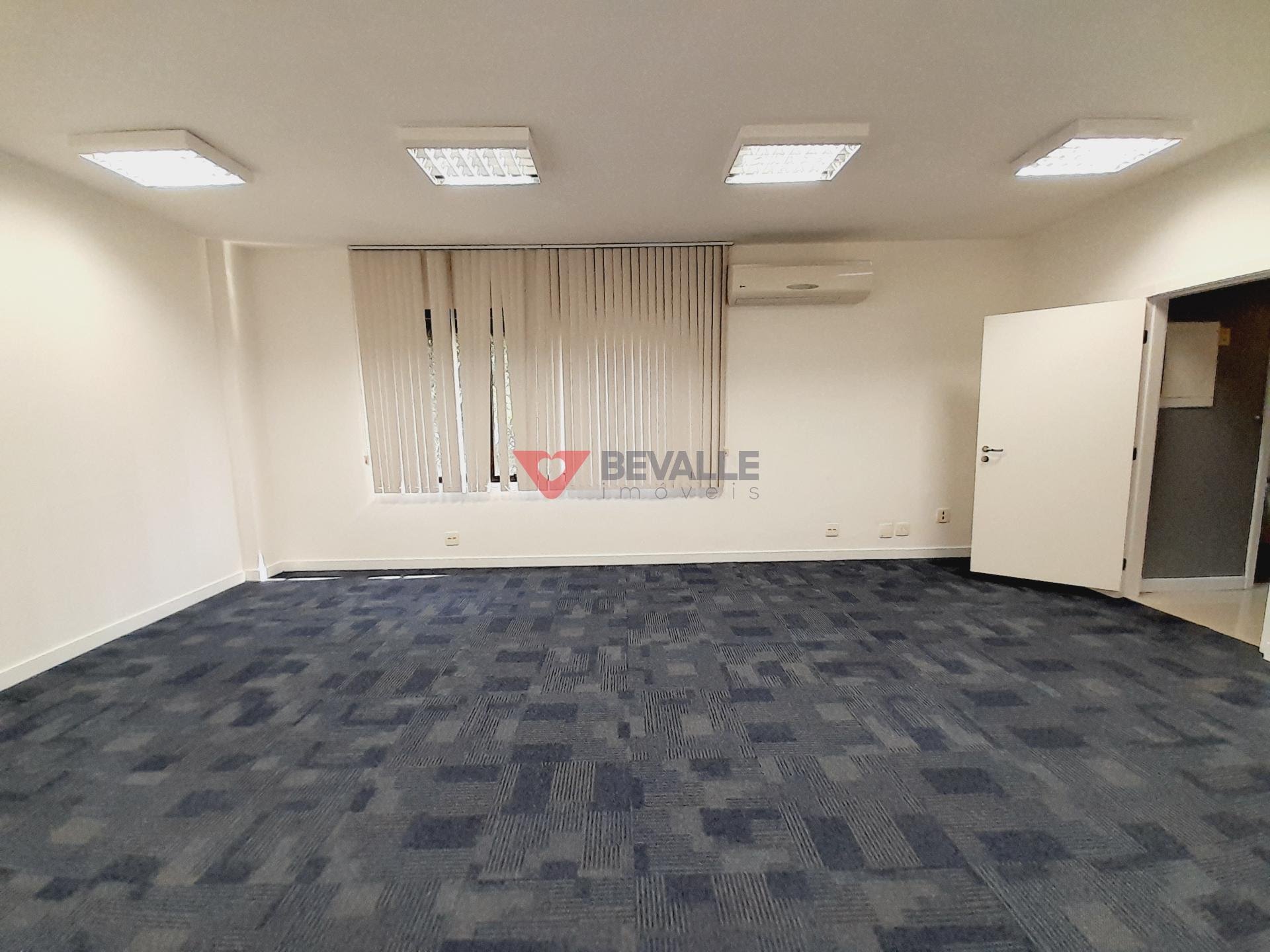 Comercial à venda com 3 banheiros e 280m² no Laranjeiras, Rio de Janeiro (RJ) — foto 19 de 26