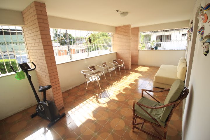 Casa à venda com 6 quartos, 2 suítes, 8 vagas e 354m² no Arruda, Recife (PE) — foto 16 de 30