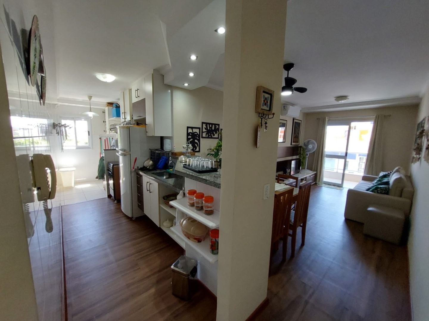 Apartamento à venda com 2 quartos, 2 banheiros, 2 vagas e 120m² no Praia Grande, Ubatuba (SP) — foto 9 de 15