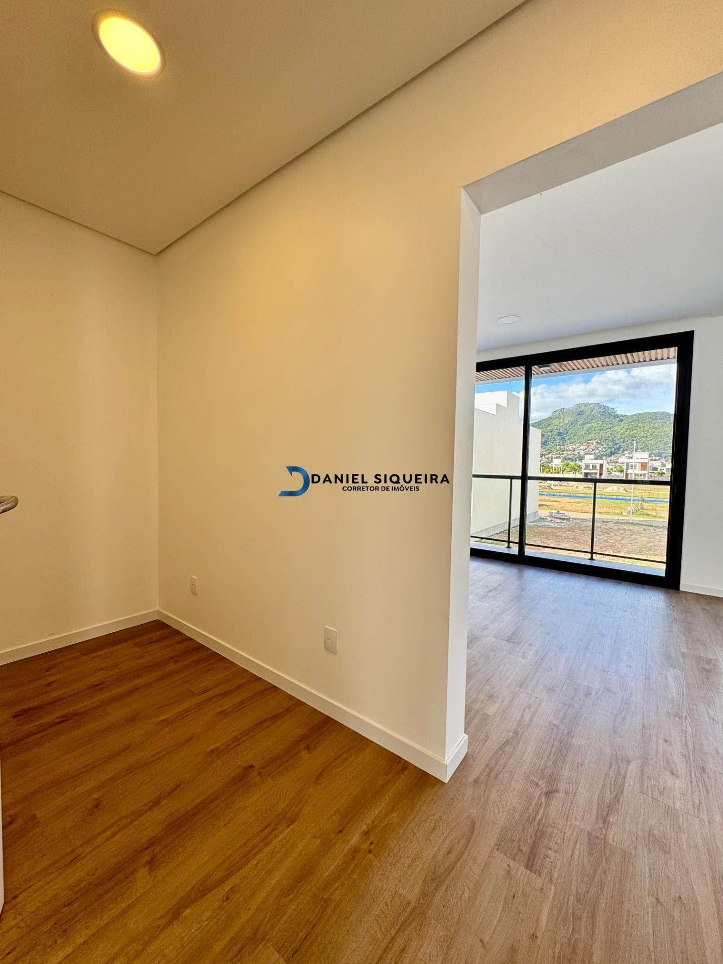 Casa à venda com 3 quartos, 1 suíte, 4 vagas e 216m² no Bairro Deltaville, Biguaçu (SC) — foto 17 de 29