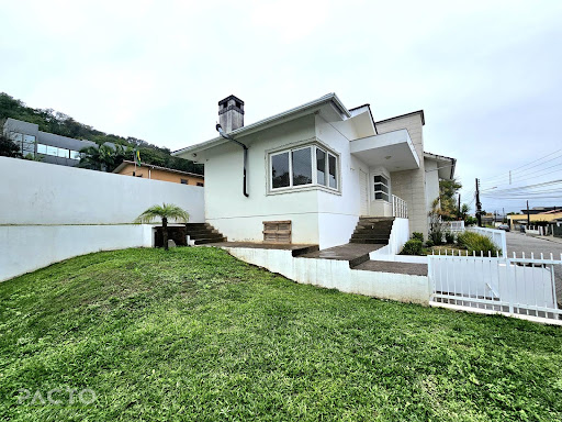 Casa em Urussanguinha  -  Araranguá