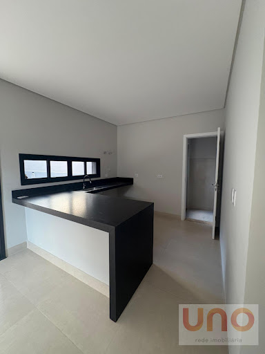 Sobrado de Condomínio  Residencial Hera em Carandá Bosque 