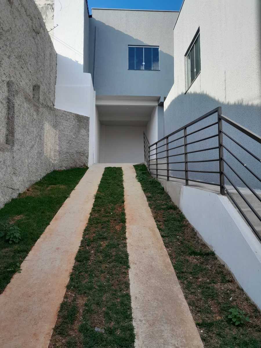 Casa à venda com 3 quartos, 1 suíte, 2 vagas e 110m² no Sao Joao Batista (venda Nova), Belo Horizonte (MG) — foto 5 de 18