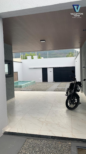 Garagem coberta