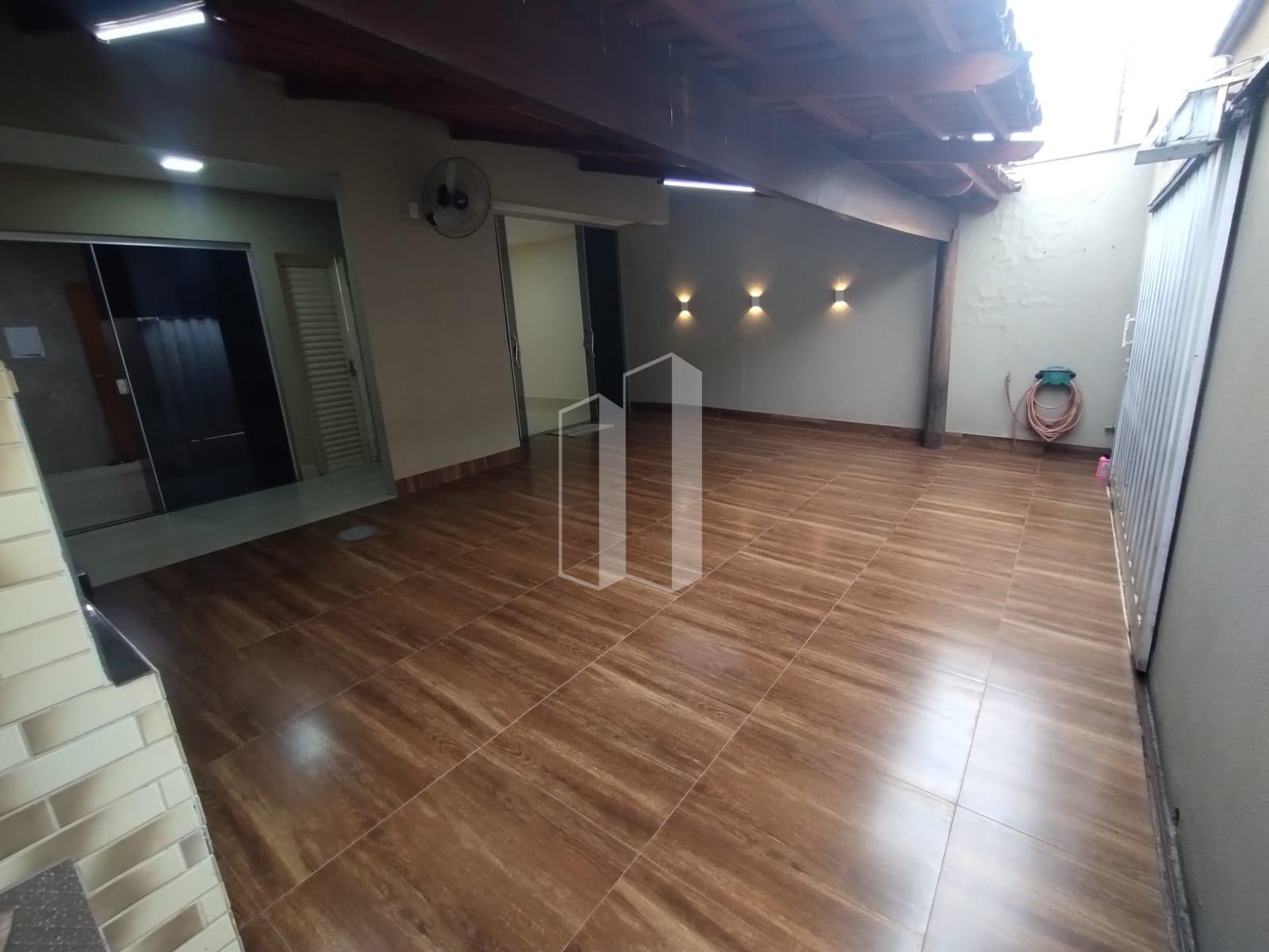 Casa para alugar com 4 quartos, 1 suíte, 2 vagas e 200m² no Parque Anhanguera, Goiânia (GO) — foto 13 de 30