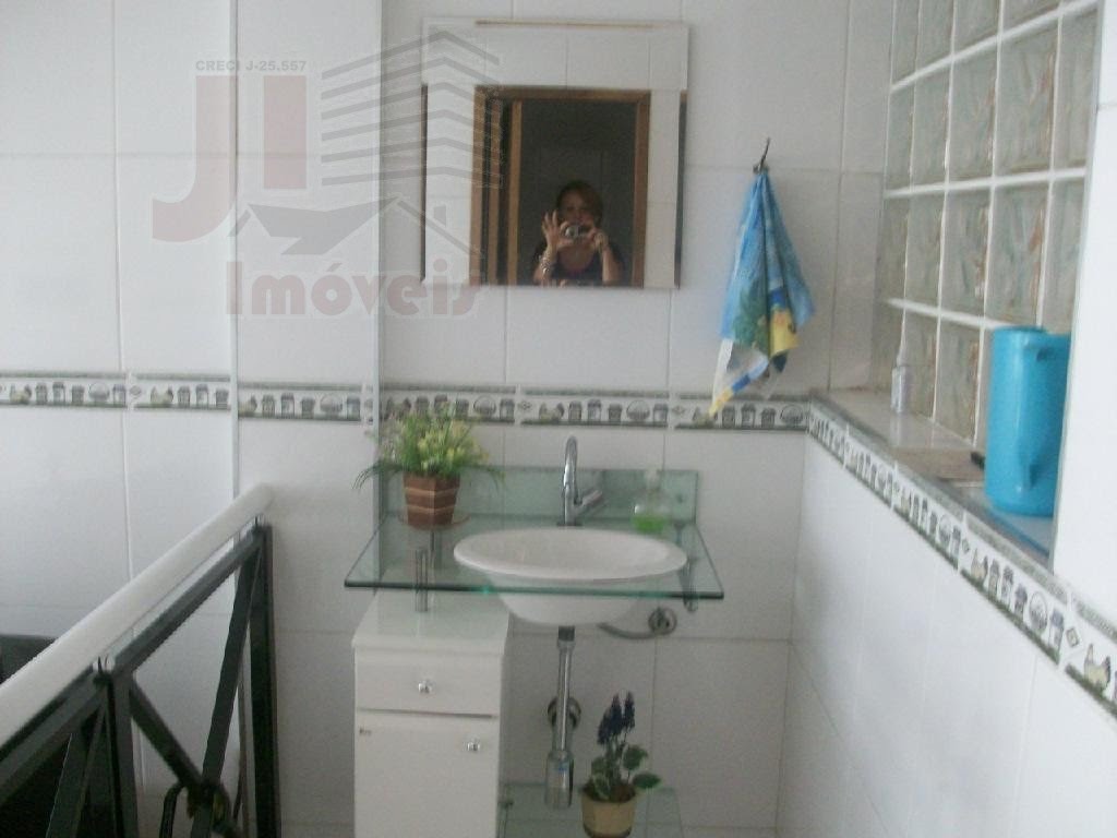 LAVABO