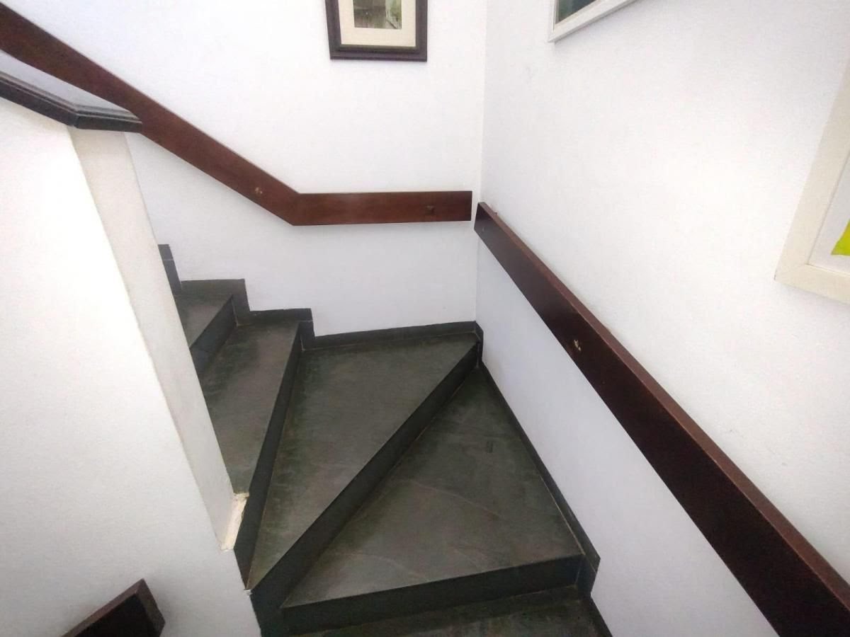 3836739080.jpg