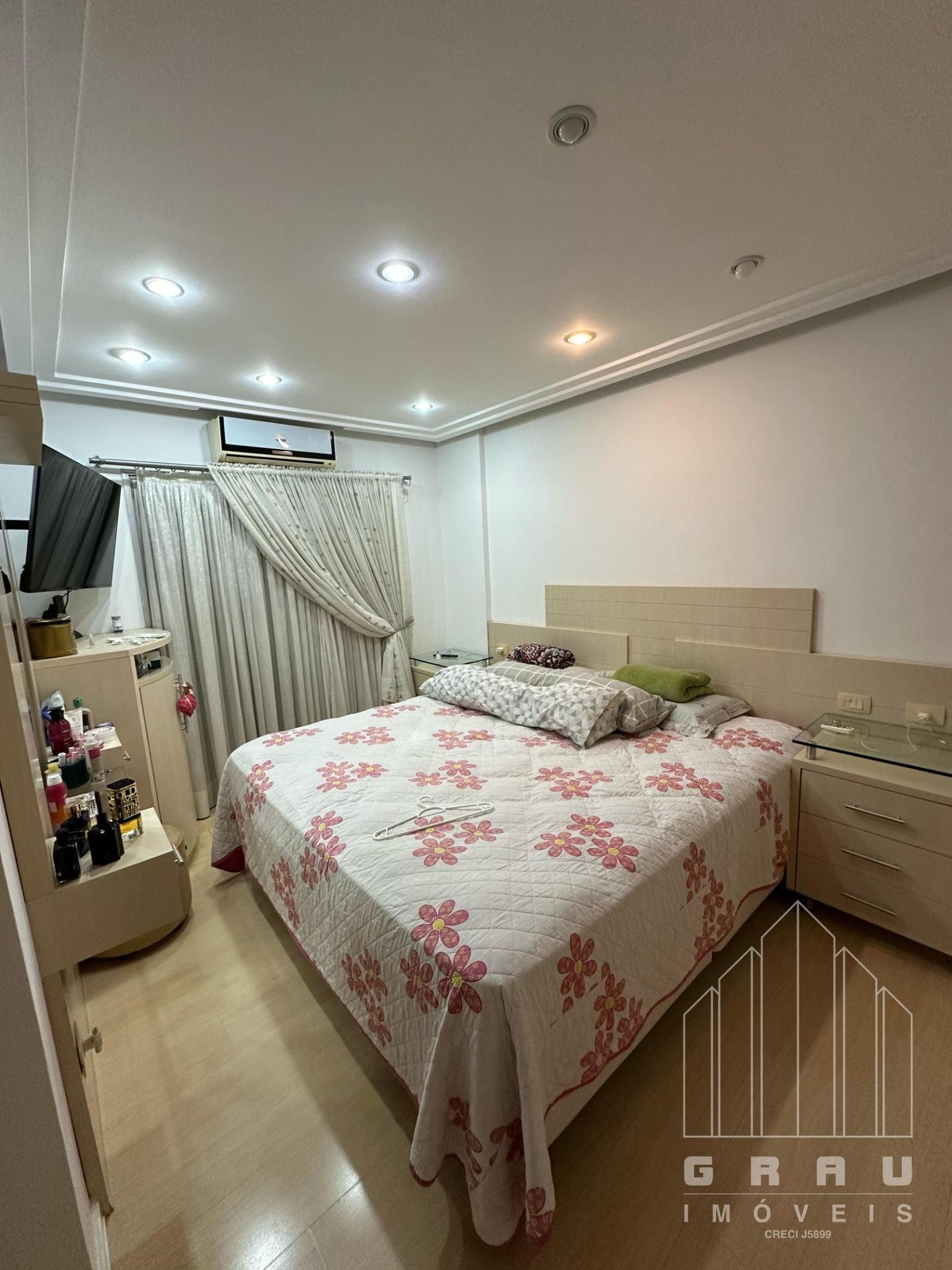 Apartamento no Ed. Arpoador Centro  -  Foz do Iguaçu