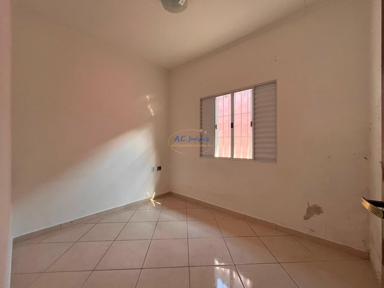 Casa à venda com 2 quartos, 1 suíte, 2 vagas e 53m² no Balneário Esmeralda, Praia Grande (SP) — foto 26 de 30