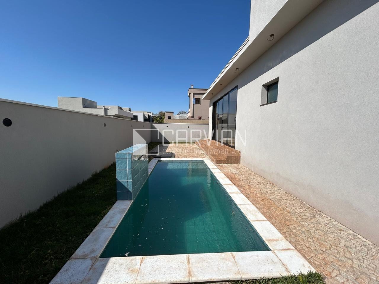 Casa à venda com 3 quartos, 3 suítes, 4 vagas e 250m² no Residencial e Empresarial Alphaville, Ribeirão Preto (SP) — foto 10 de 30