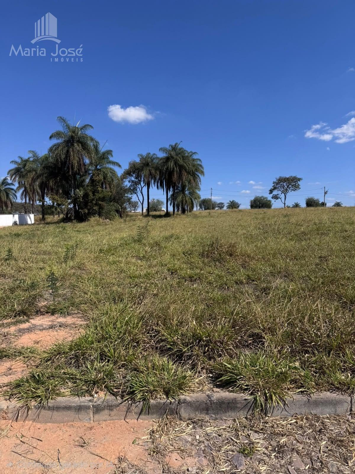 Terreno à venda com 1000m² de terreno no Residencial Reserva dos Lagos, Sete Lagoas (MG) — foto 2 de 7