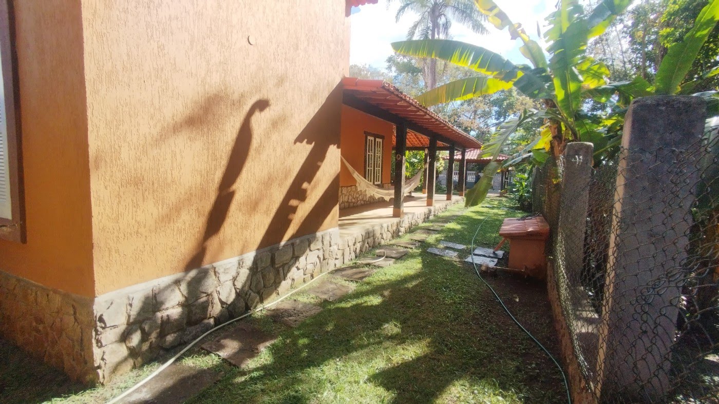 Casa à venda com 3 quartos, 1 suíte, 2 vagas e 480m² no Costazul, Rio das Ostras (RJ) — foto 3 de 30