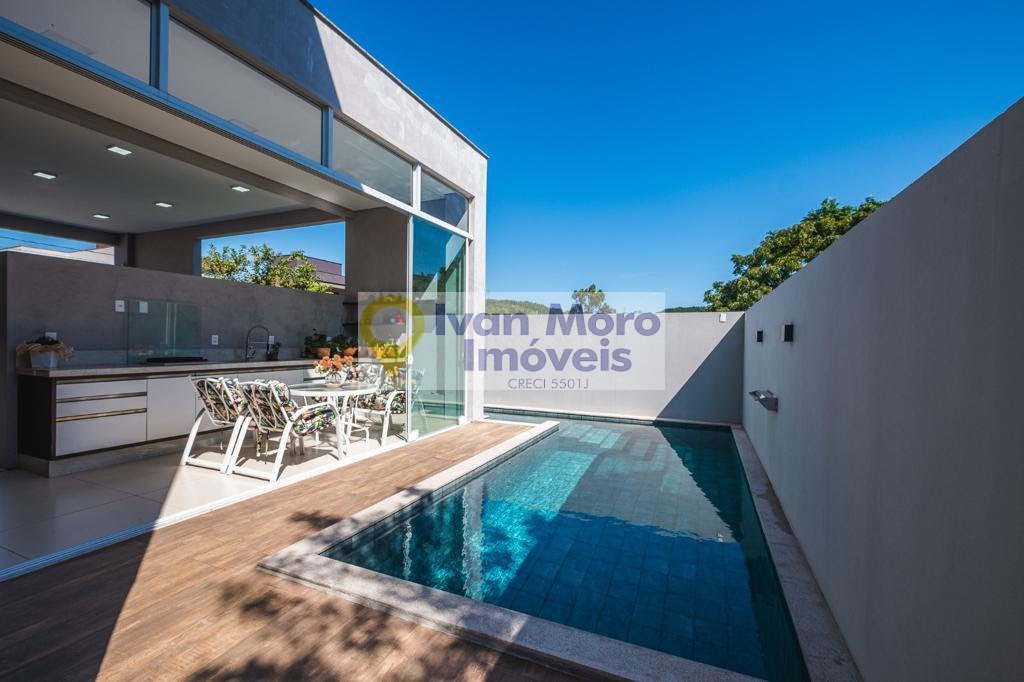 Casa à venda com 4 quartos, 4 suítes, 4 vagas e 287m² no Vargem Grande, Florianópolis (SC) — foto 20 de 22