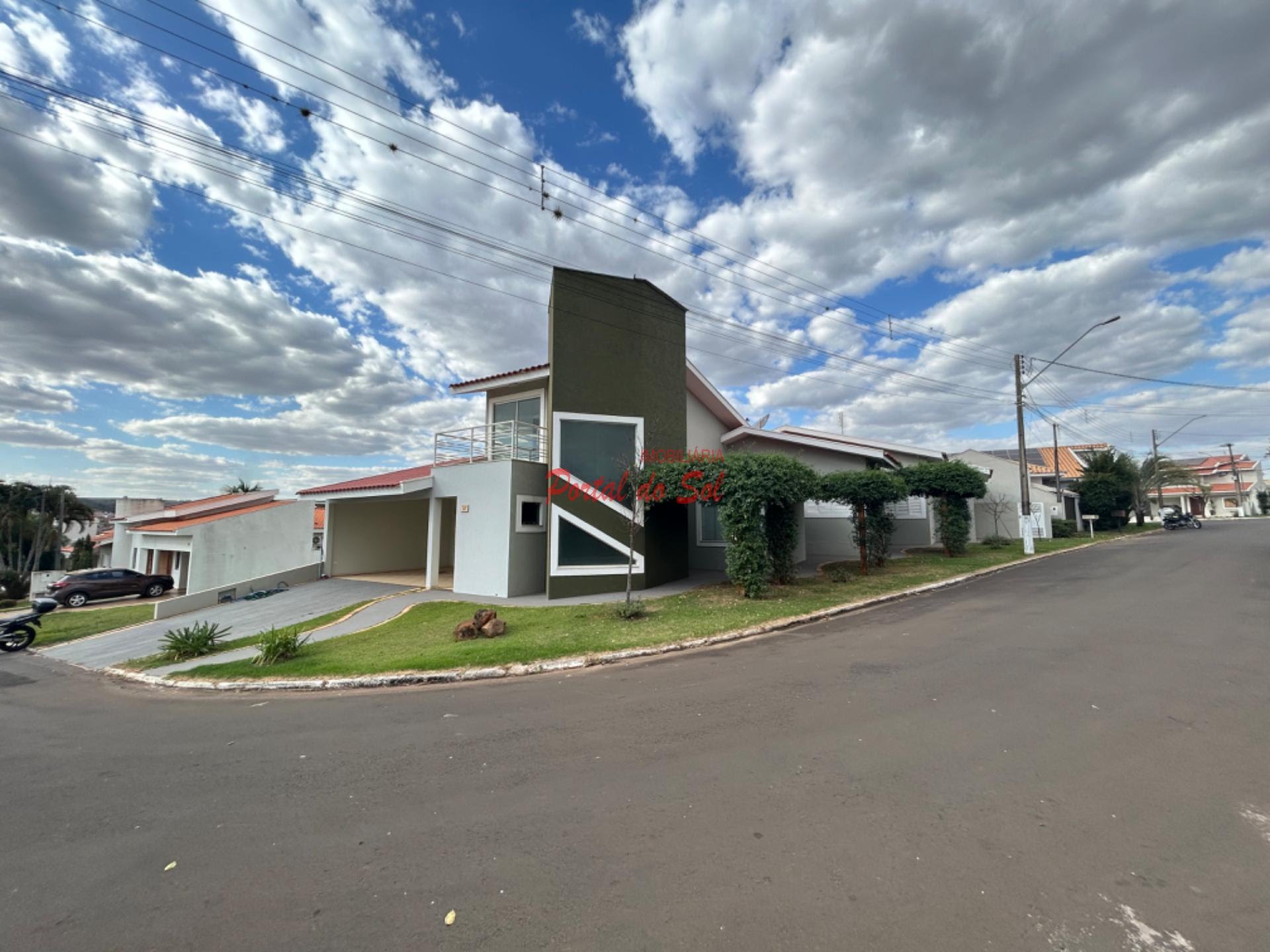 Casa à venda com 4 quartos, 1 suíte, 2 vagas e 320m² no Residencial Morumbi, Santo Antônio da Platina (PR) — foto 3 de 16