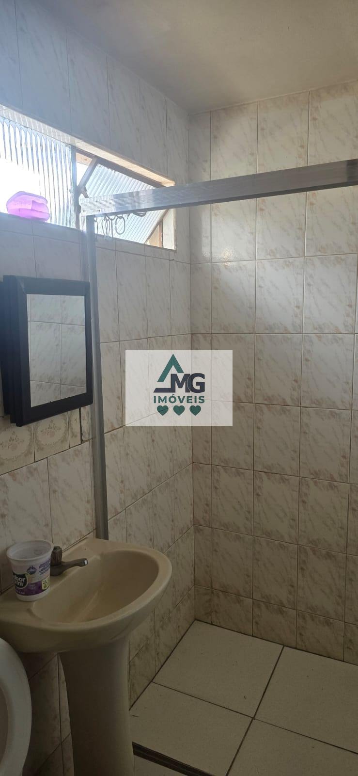 Casa à venda com 4 quartos, 1 suíte, 3 vagas e 121m² no Nossa Senhora Aparecida, Três Corações (MG) — foto 5 de 15
