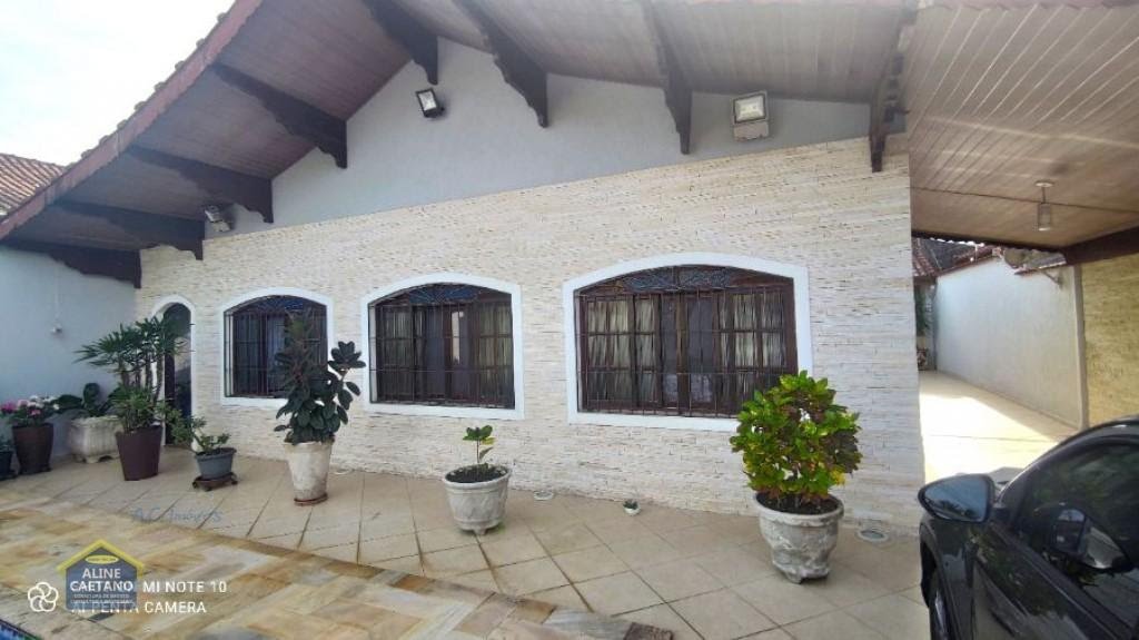 Casa à venda com 4 quartos, 3 suítes, 5 vagas e 187m² no Balneario Flórida, Praia Grande (SP) — foto 4 de 30