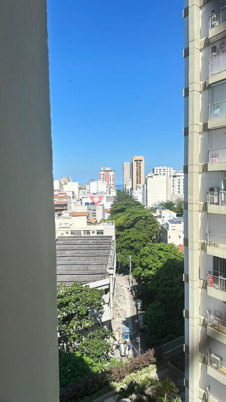 Apartamento à venda com 2 quartos, 2 banheiros, 1 vaga e 90m² no Leblon, Rio de Janeiro (RJ) — foto 3 de 23