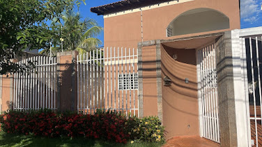 Sobrado em Carandá Bosque  -  Campo Grande