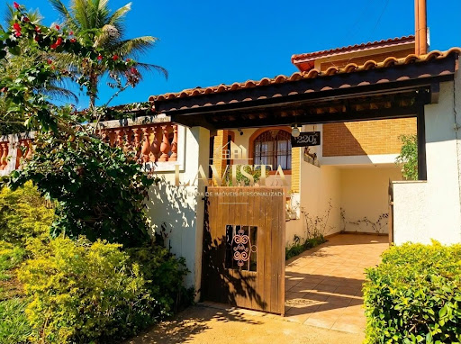 Vista da Entrada da Garagem