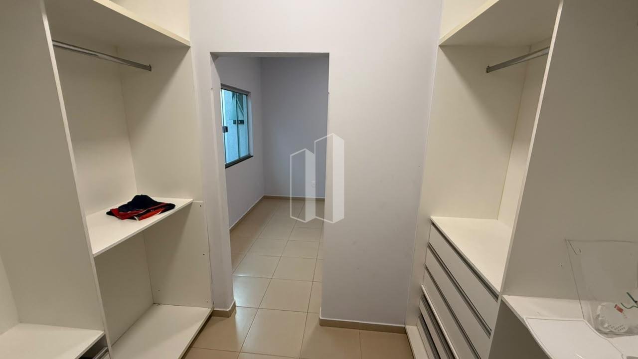 Casa à venda com 3 quartos, 3 suítes, 4 vagas e 240m² no Jardim Atlântico, Goiânia (GO) — foto 9 de 22