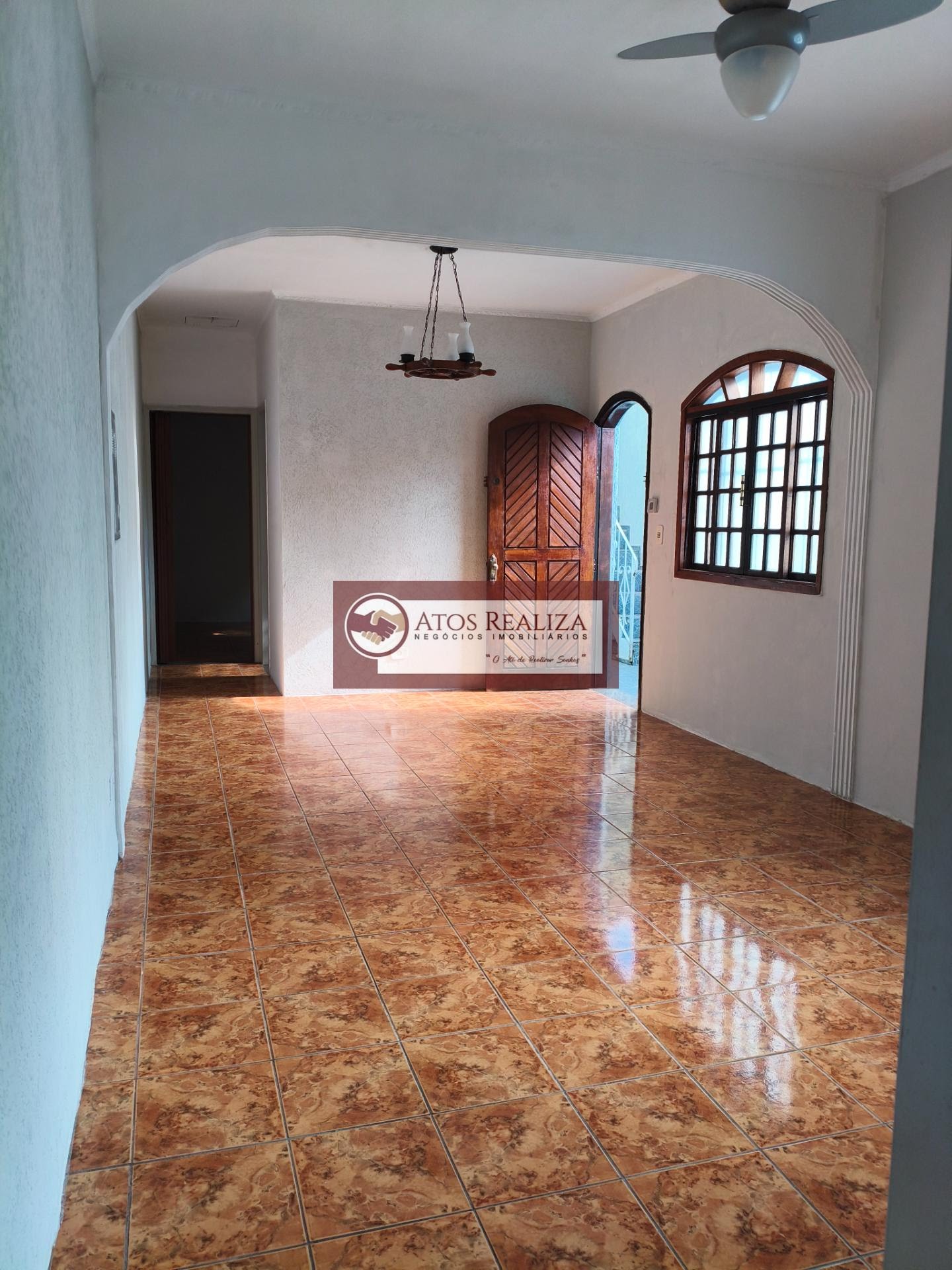 Casa à venda com 3 quartos, 2 banheiros, 2 vagas e 129m² no Vila Campo Grande, São Paulo — foto principal