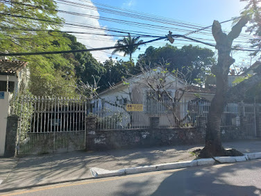 Casa Comercial em Centro  -  Macaé