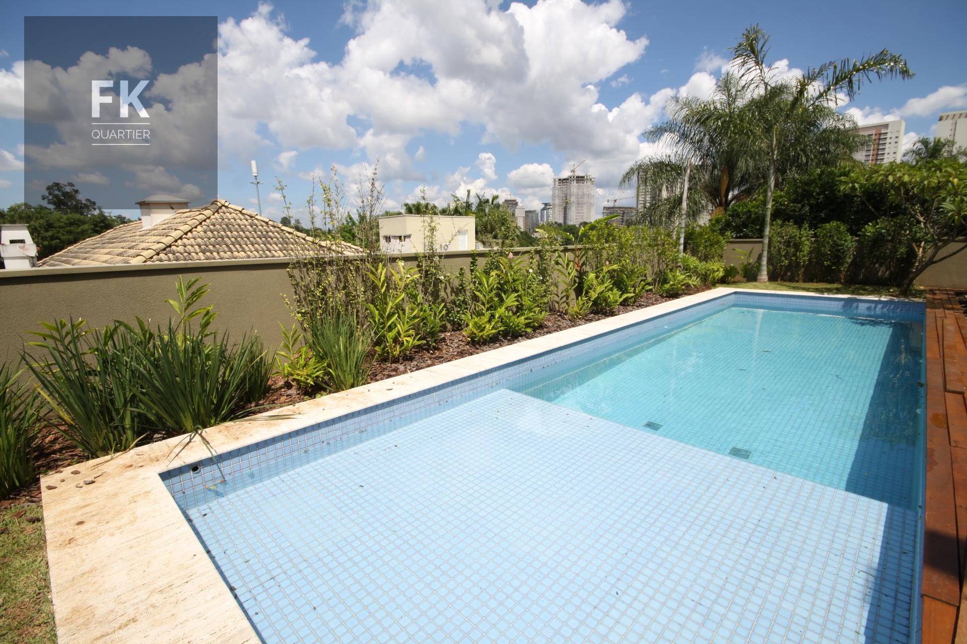 Casa à venda com 5 quartos, 5 suítes, 5 vagas e 646m² no Alphaville Residencial Um, Barueri (SP) — foto 15 de 16