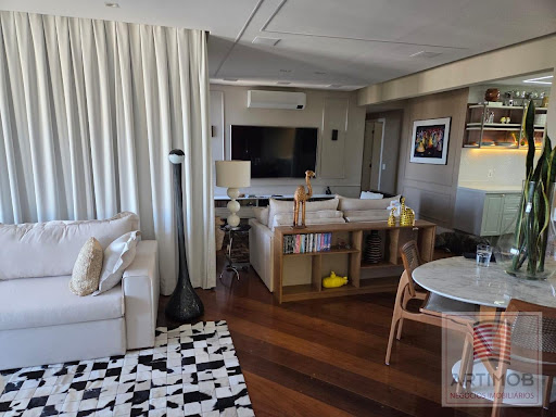 Apartamento à Venda em Vila Suzana SP, 156m², 3 Dorms, 2 Suítes