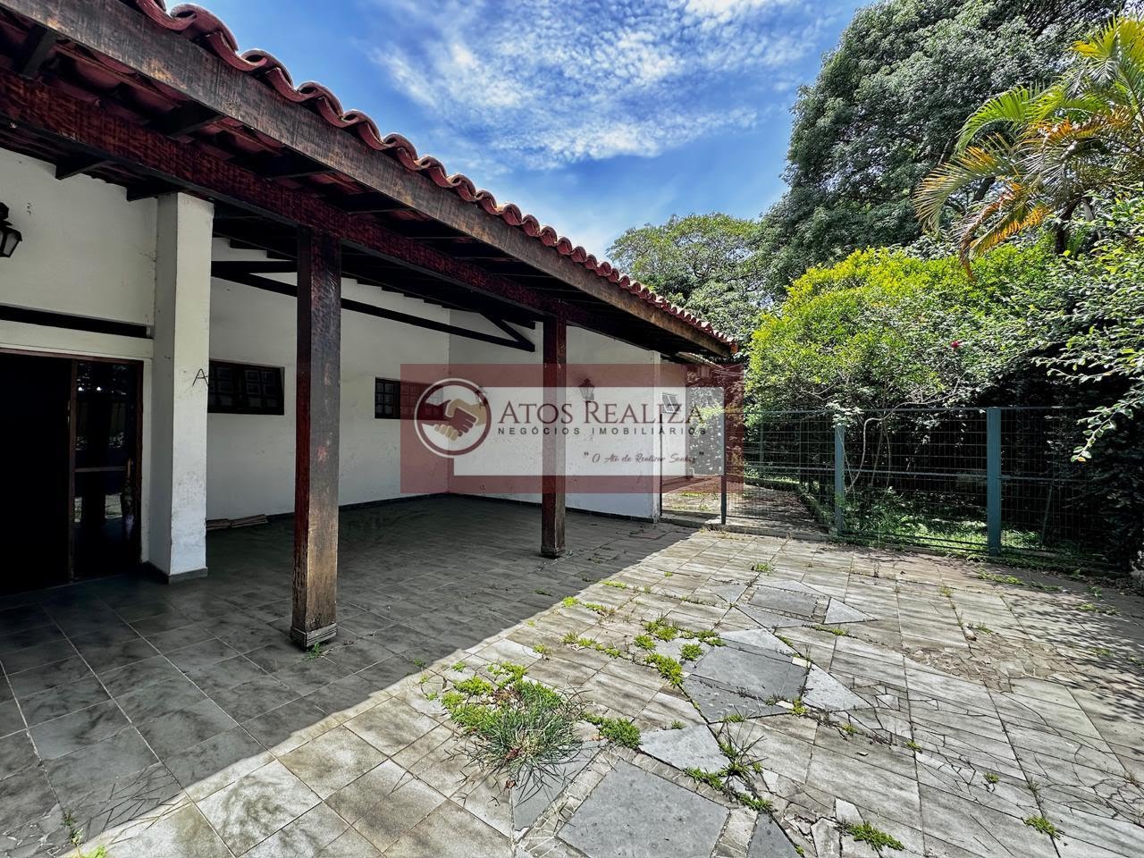 Casa à venda com 4 quartos, 2 suítes, 6 vagas e 380m² no Interlagos, São Paulo (SP) — foto 2 de 30