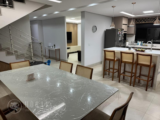 Casa à venda no Villagio Toscana, Goiânia: 5 quartos, 3 suítes, 6 banheiros, 376m². Confira!
