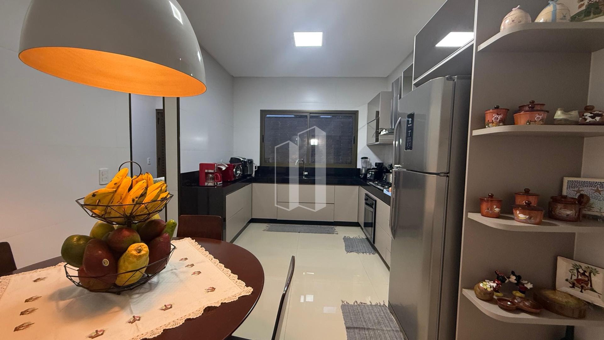 Casa à venda com 3 quartos, 3 suítes, 3 vagas e 240m² no Residencial Goiânia Golfe Clube, Goiânia (GO) — foto 10 de 30