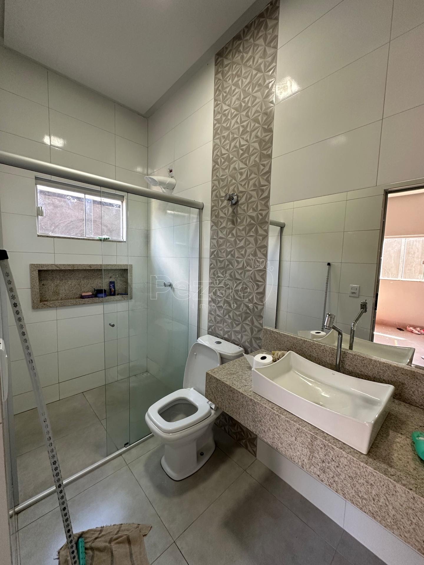 Casa à venda com 3 quartos, 1 suíte, 2 vagas e 276m² no Porto Seguro, Itapuranga (GO) — foto 9 de 10