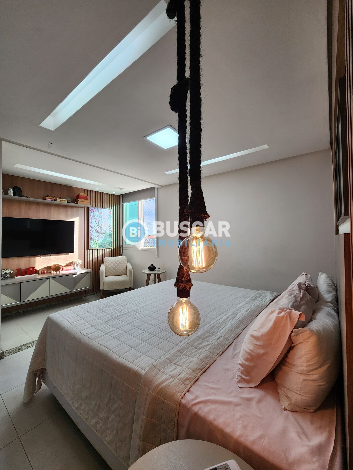 Casa à venda com 4 quartos, 3 suítes, 2 vagas e 168m² no Sim, Feira de Santana (BA) — foto 6 de 17