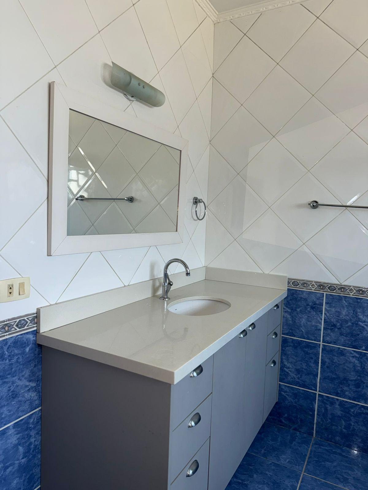 Casa para alugar com 4 quartos, 3 suítes, 2 vagas e 350m² no Arujá Country Club, Arujá (SP) — foto 29 de 30