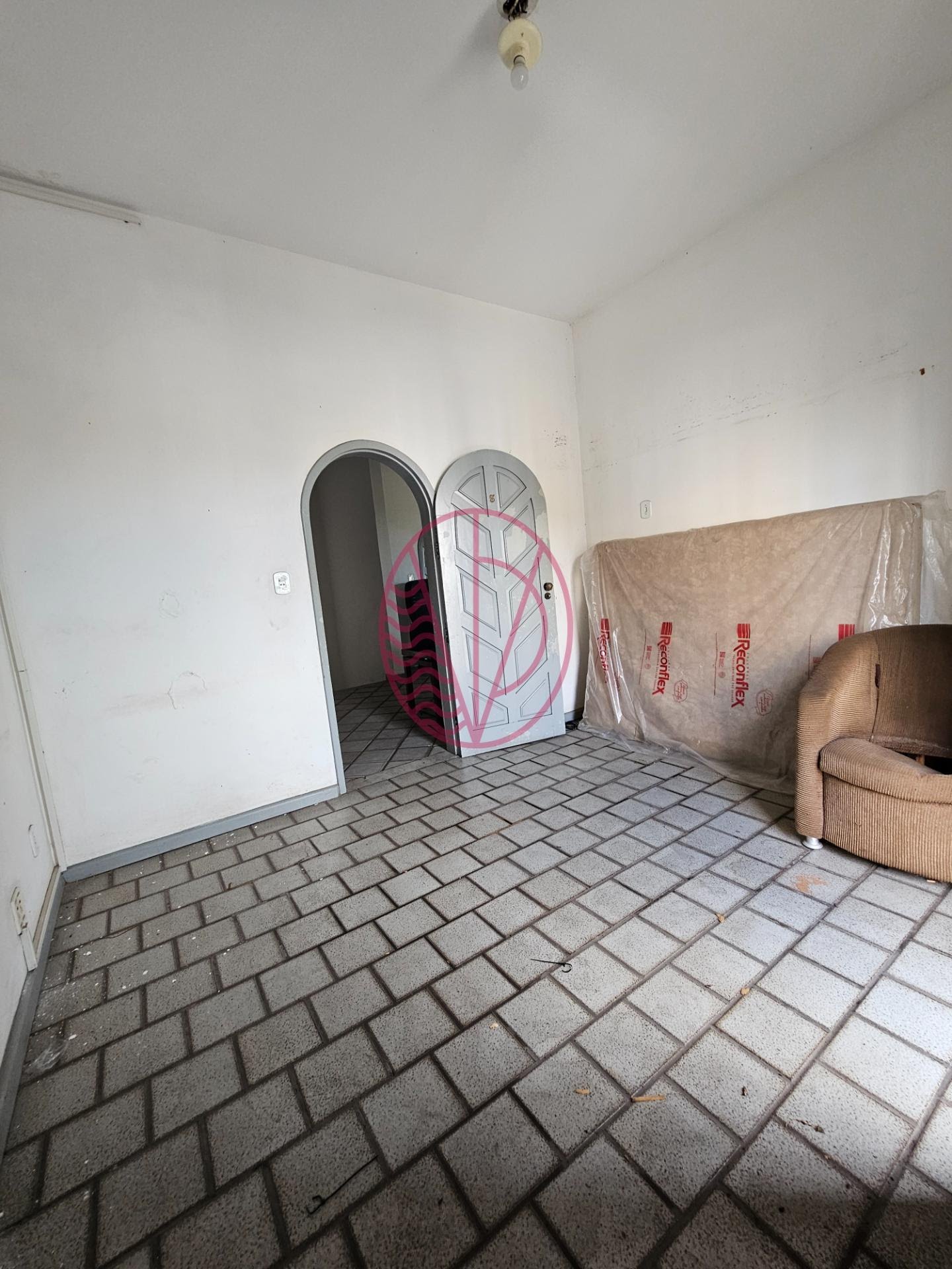 Casa para alugar com 7 quartos, 3 banheiros, 1 vaga e 251m² no Brotas, Salvador (BA) — foto 8 de 30