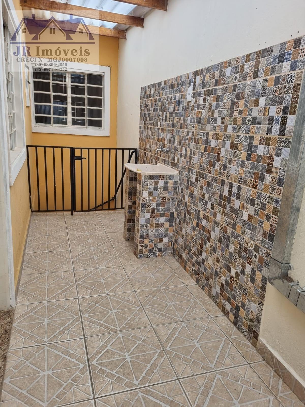 Casa à venda com 2 quartos, 1 banheiro, 1 vaga e 52m² no Eldorado, Itajubá (MG) — foto 15 de 16
