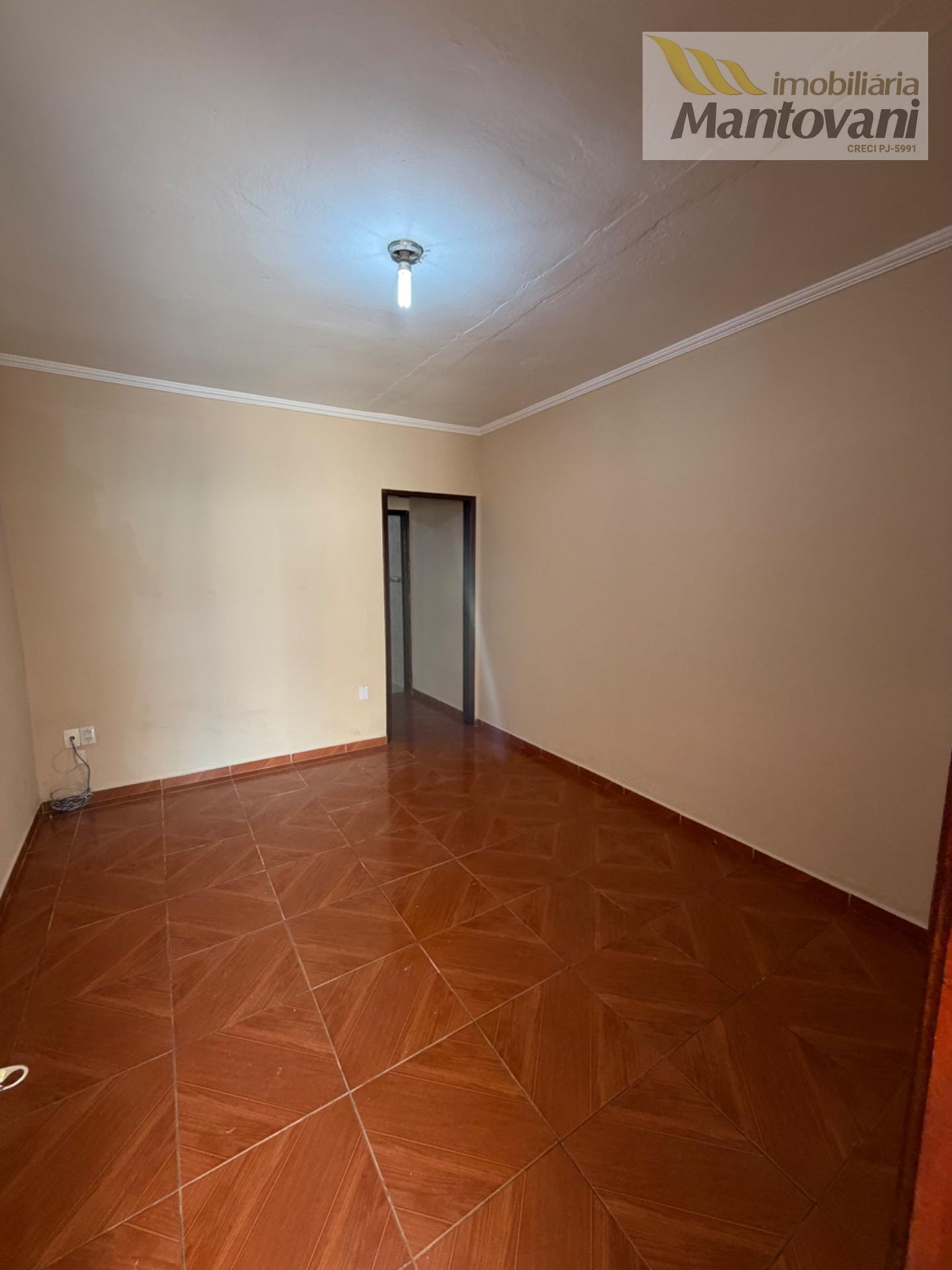 Casa para alugar com 3 quartos, 1 banheiro, 1 vaga e 214m² no Alto da Santa Cruz, Tatuí (SP) — foto 4 de 12