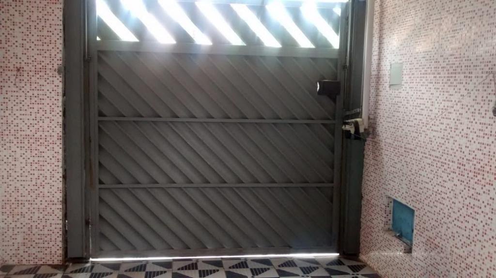 Casa à venda com 2 quartos, 1 banheiro, 1 vaga e 200m² no Parque Rodrigo Barreto, Arujá (SP) — foto 2 de 6