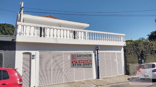 Casa em Super Quadra Morumbi, SP | 4 Dorms, 190m²