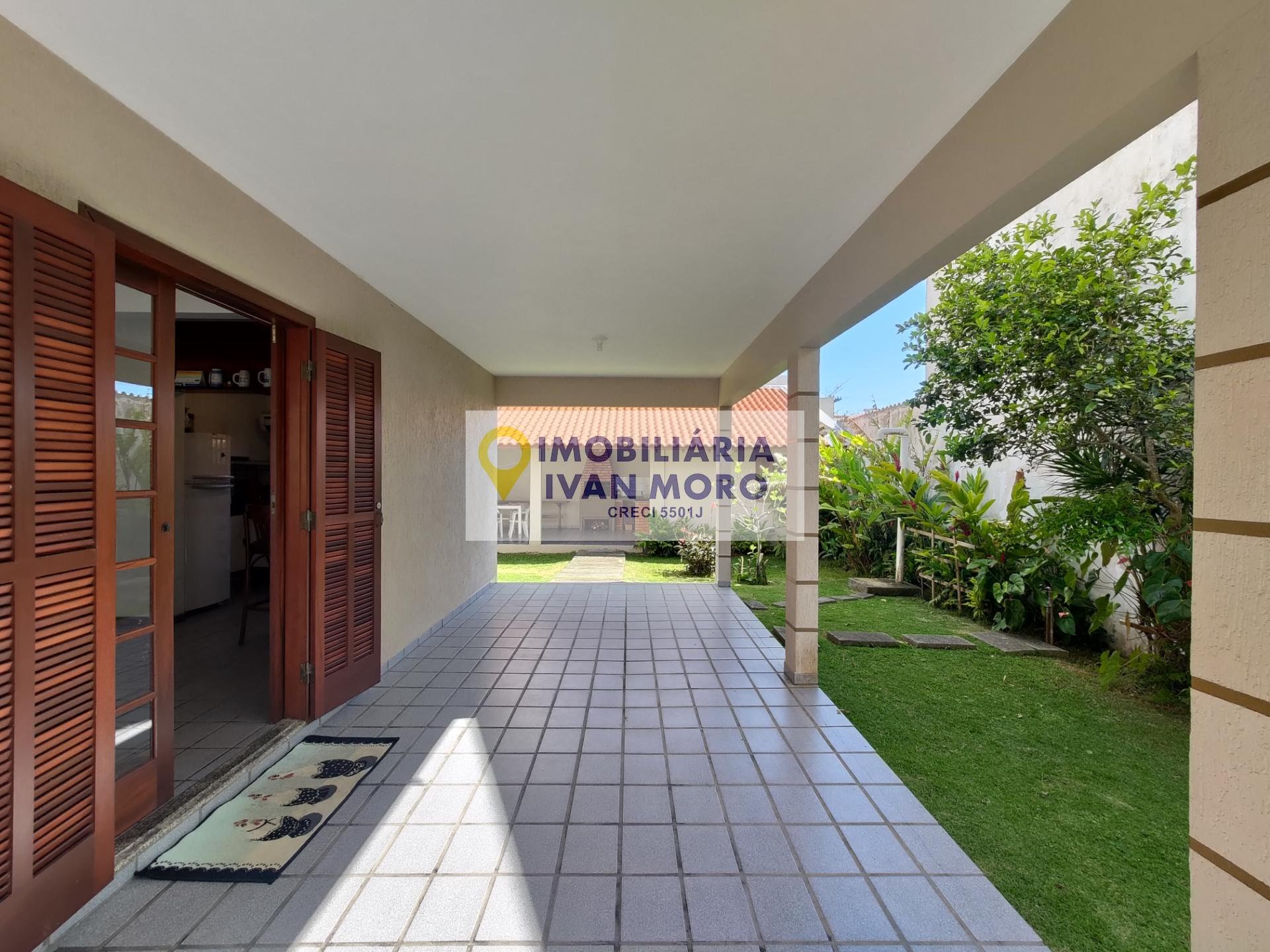 Casa para alugar com 3 quartos, 1 suíte e 3 vagas no Daniela, Florianópolis (SC) — foto 8 de 30