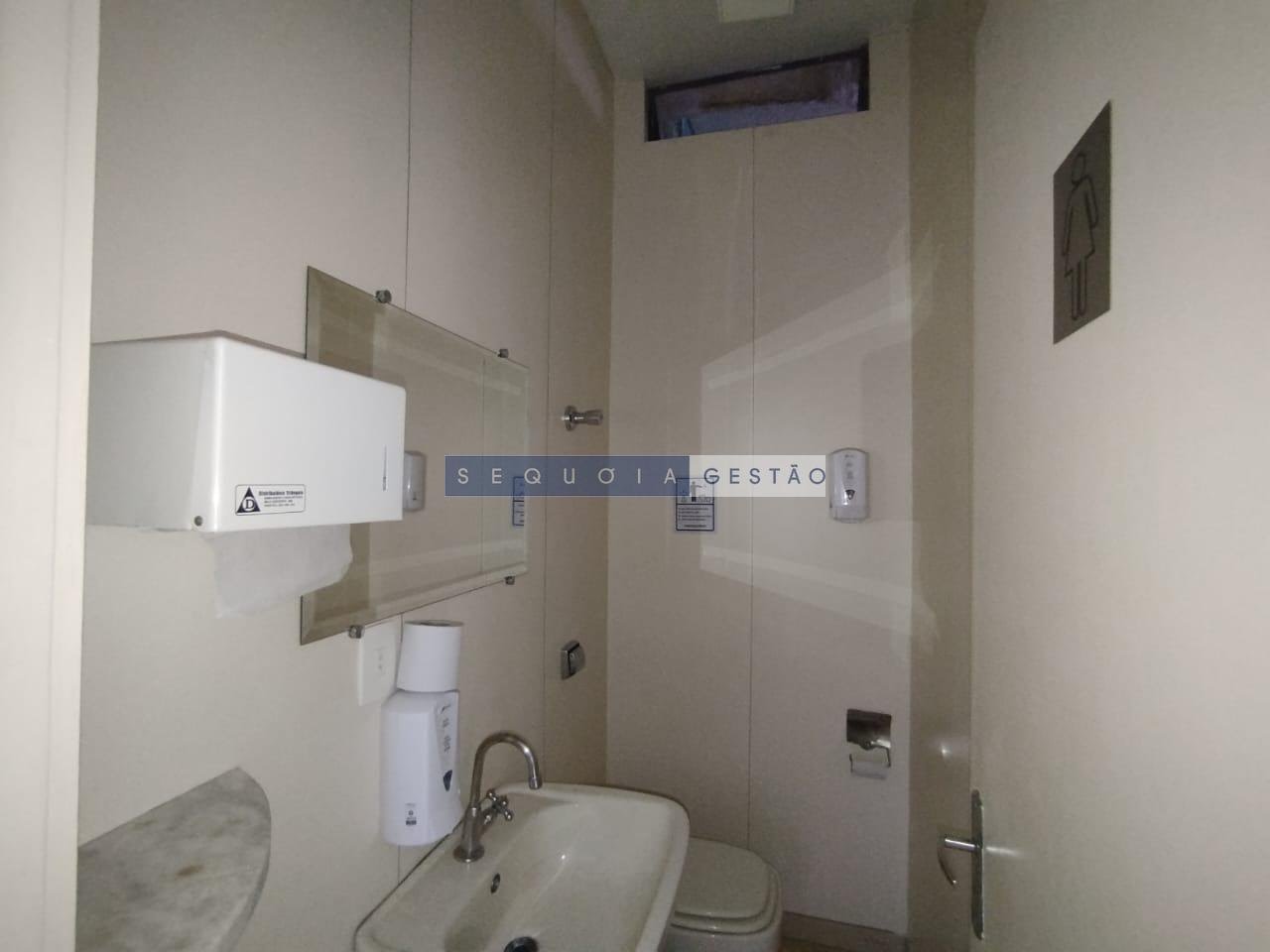 Comercial à venda com 3 banheiros e 157m² no Funcionários, Belo Horizonte (MG) — foto 8 de 14