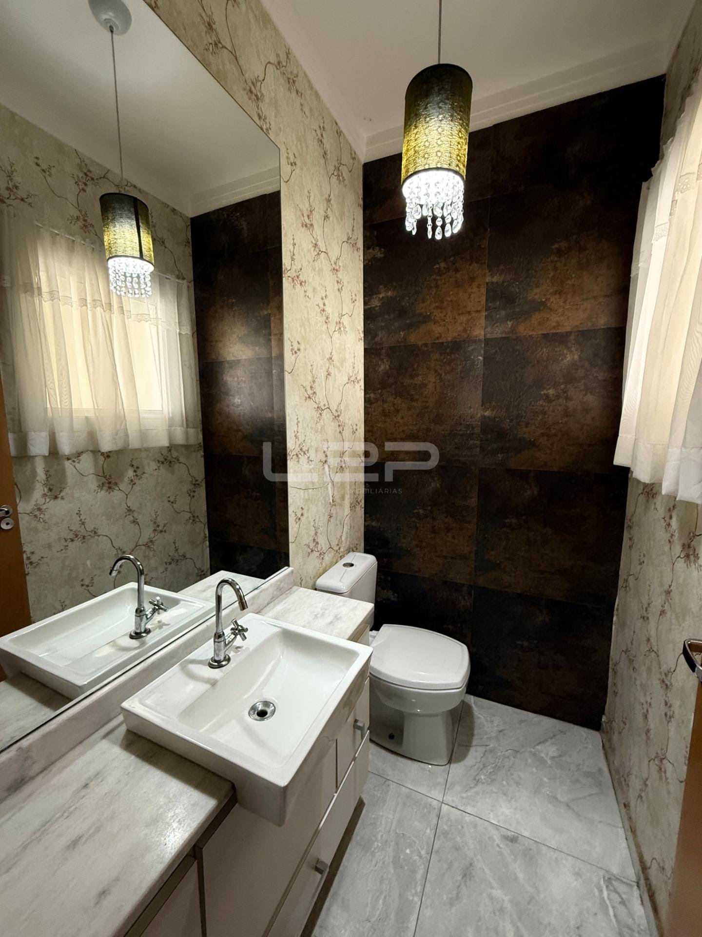 Casa à venda com 4 quartos, 2 suítes, 2 vagas e 150m² no Medeiros, Jundiaí (SP) — foto 8 de 30