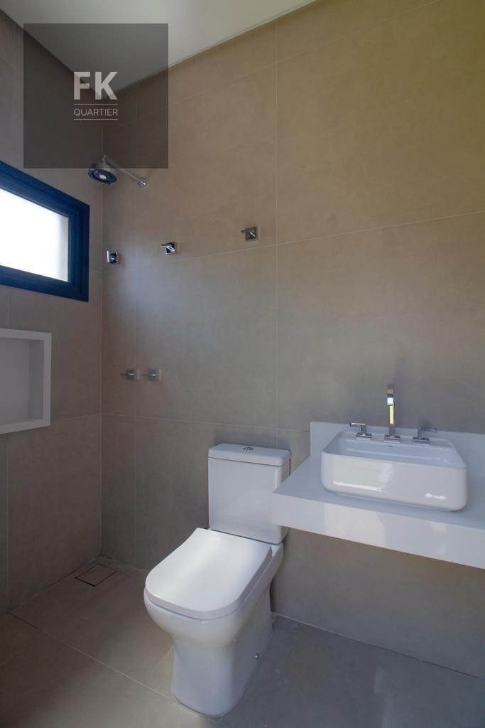 Casa à venda com 4 quartos, 4 suítes, 6 vagas e 430m² no Alphaville Residencial Dois, Barueri (SP) — foto 5 de 30