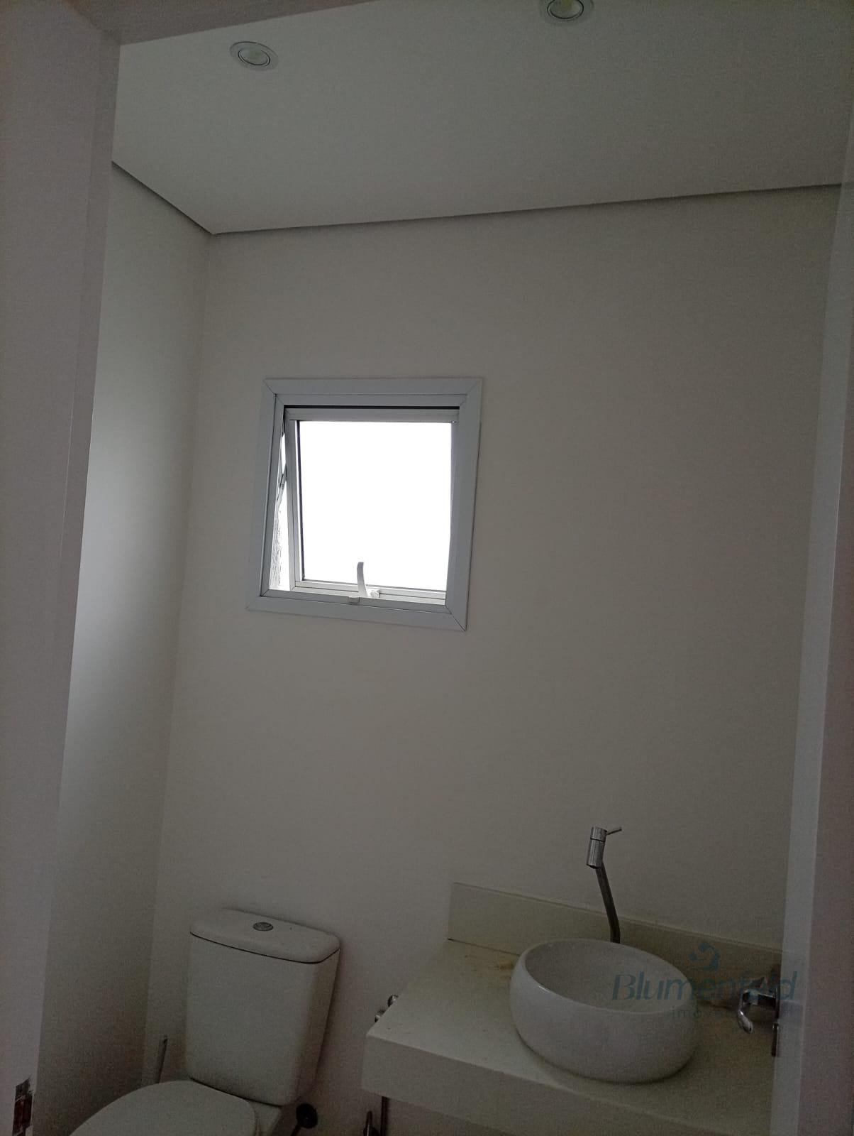 Casa à venda com 4 quartos, 4 suítes, 3 vagas e 311m² no Condominio Arujazinho V, Arujá (SP) — foto 16 de 30