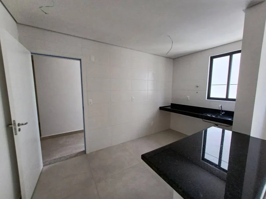 Cobertura à venda com 3 quartos, 1 suíte, 2 vagas e 86m² no Planalto, Belo Horizonte (MG) — foto 7 de 15
