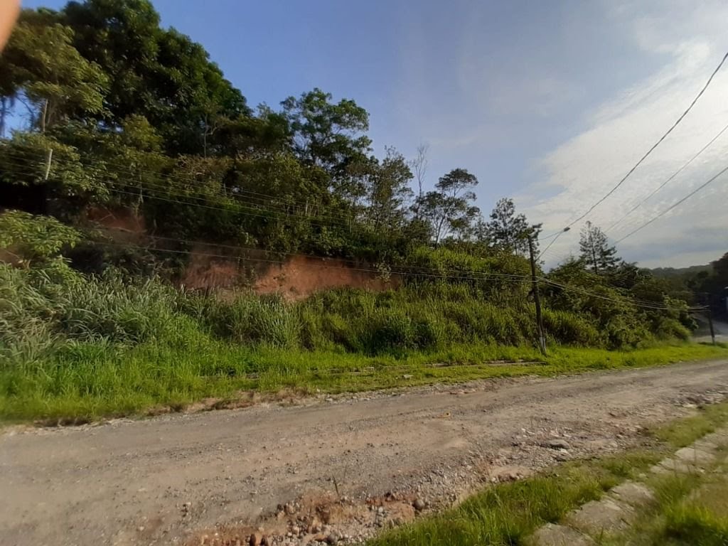 Terreno à venda com 1000m² de terreno no Caputera, Arujá (SP) — foto 3 de 4