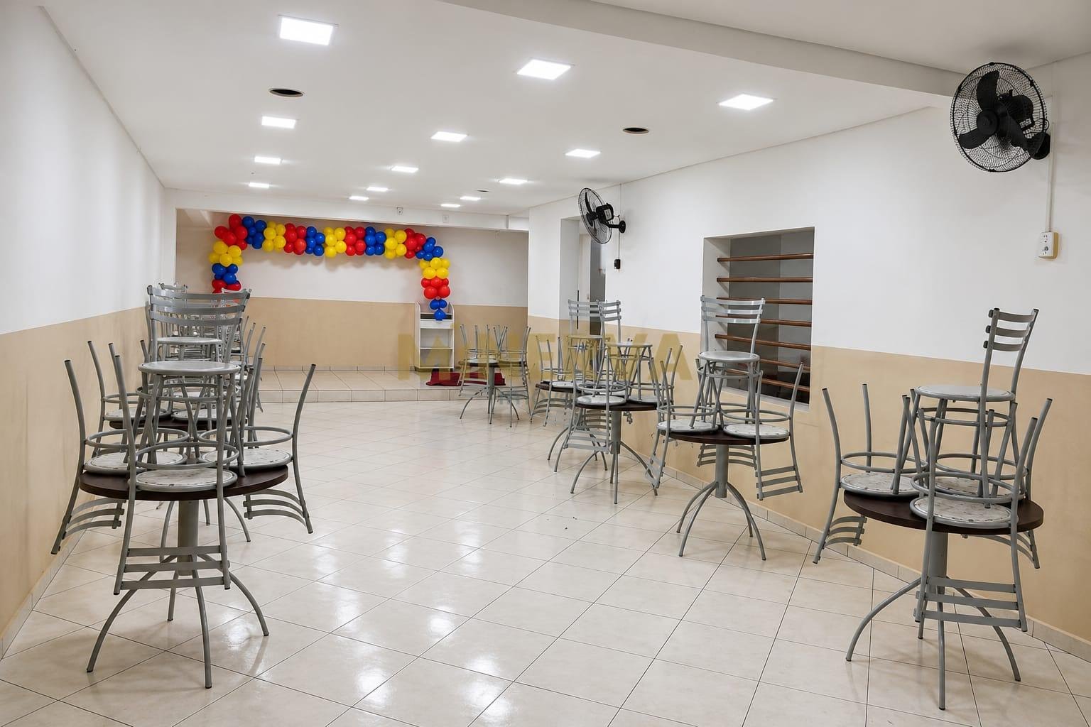 Comercial para alugar com 2 banheiros e 480m² no Chácara Califórnia, São Paulo — foto principal