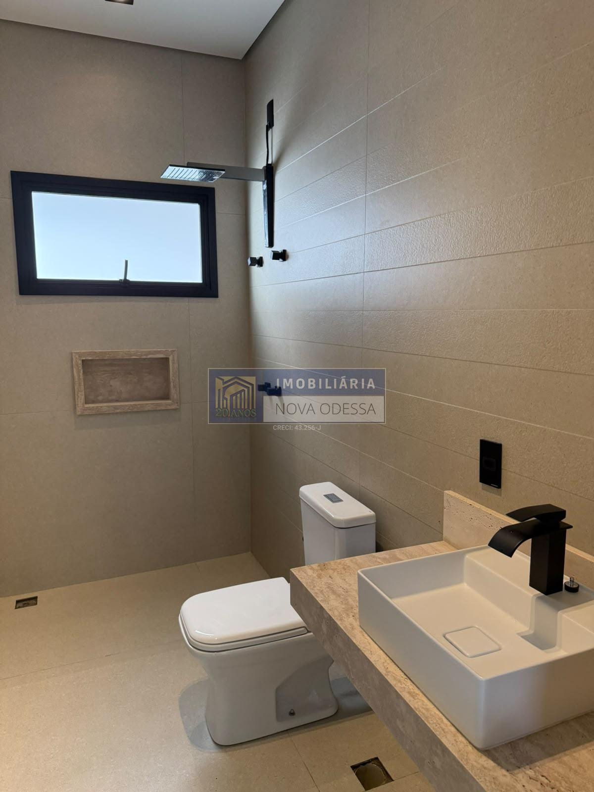 Casa à venda com 3 quartos, 2 suítes, 2 vagas e 128m² no Jardim dos Lagos 2, Nova Odessa (SP) — foto 2 de 19
