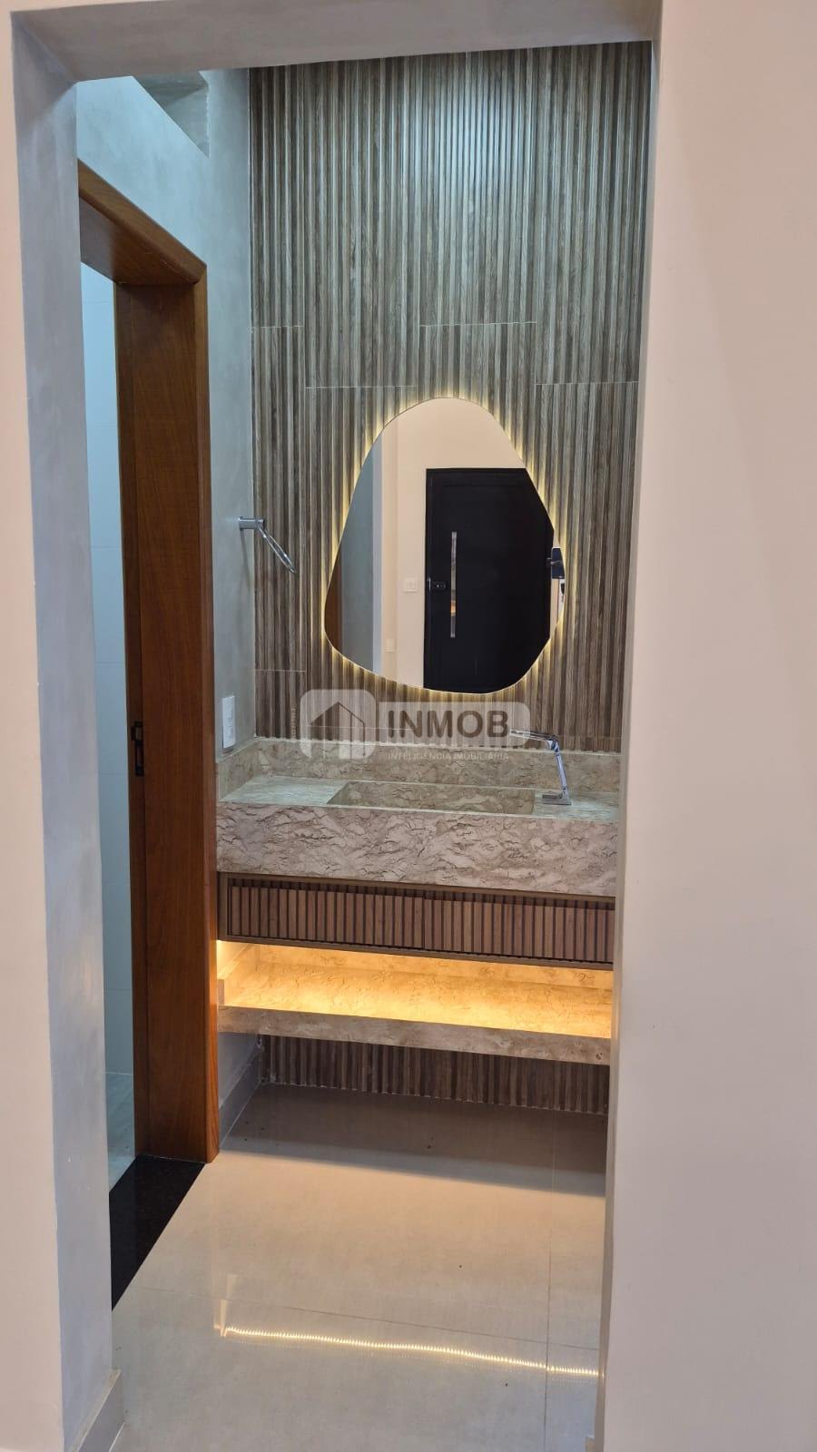 Casa à venda com 3 quartos, 1 suíte, 3 vagas e 191m² no Caminho Novo, Tremembé (SP) — foto 10 de 30